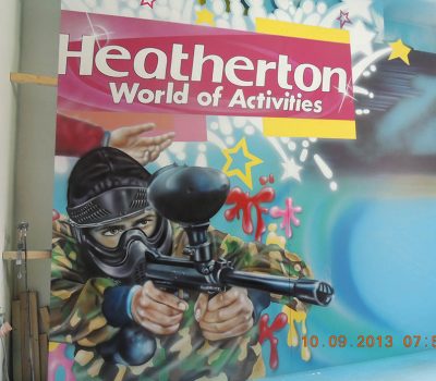Heatherton Sign, Close Up