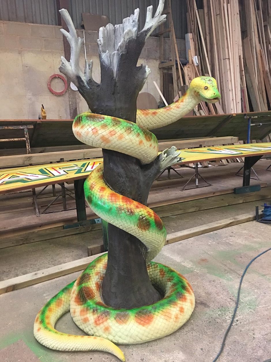Snake Around a Tree