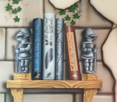 Knightly Bookends