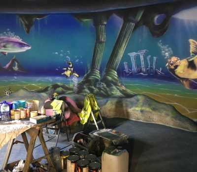 Painting the deep ocean