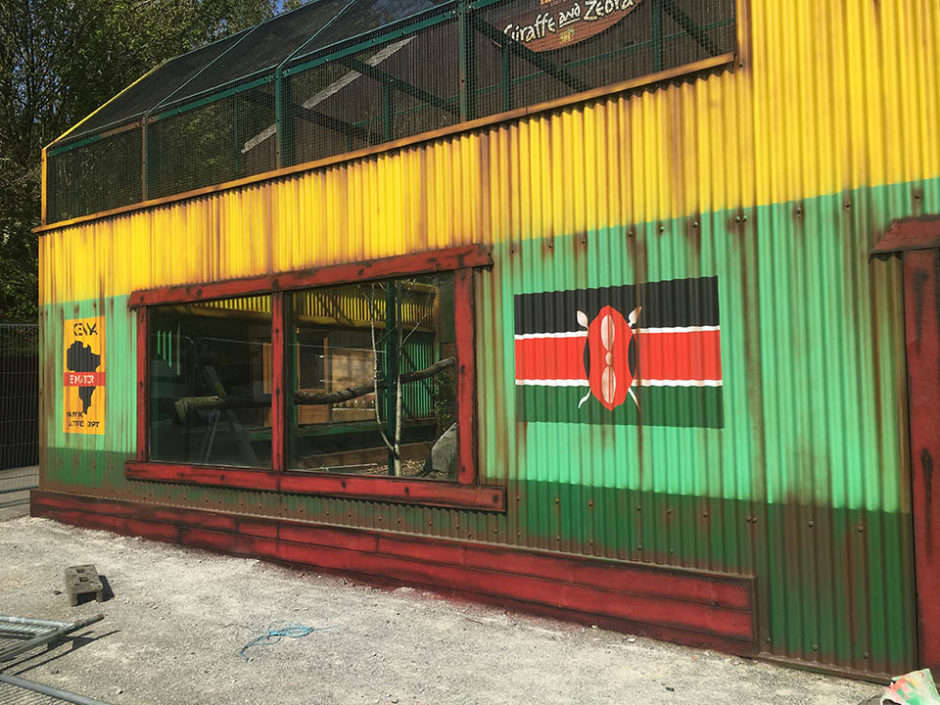 Themed Animal Enclosure Wall